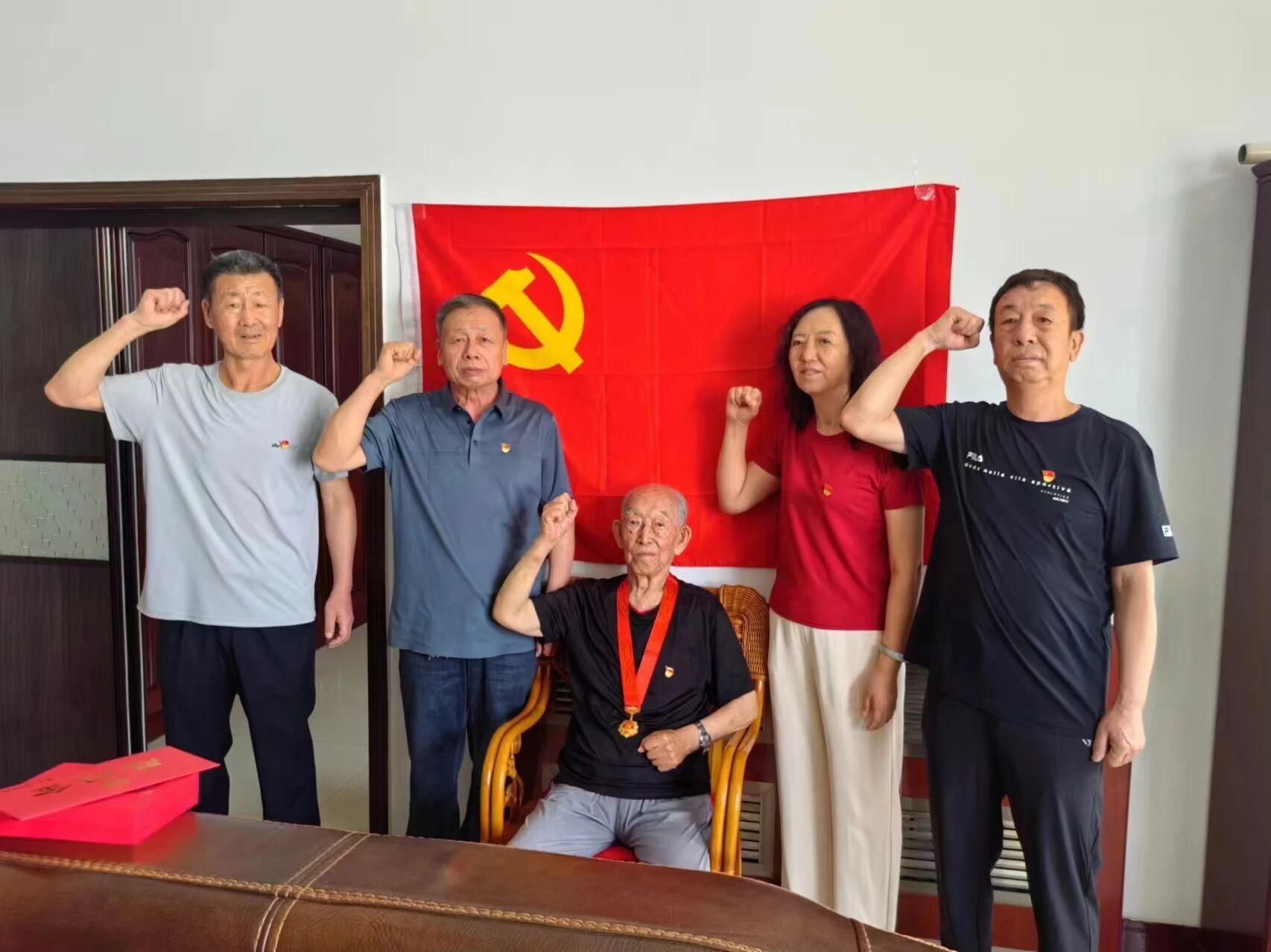 微信图片_2025-10-31_091233_692.jpg