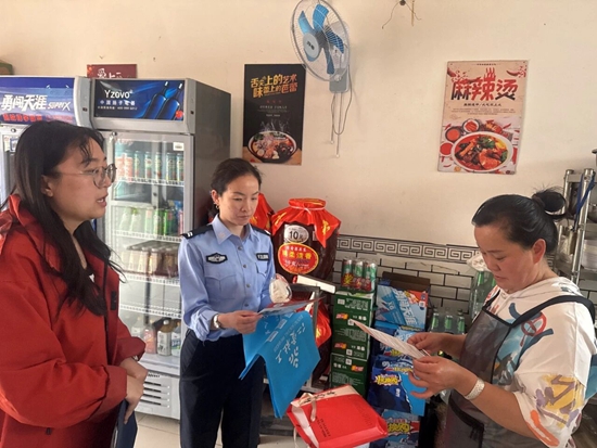 从AI换脸到炕头唠嗑，这场禁毒宣传“走新”更“走心”！2.jpg